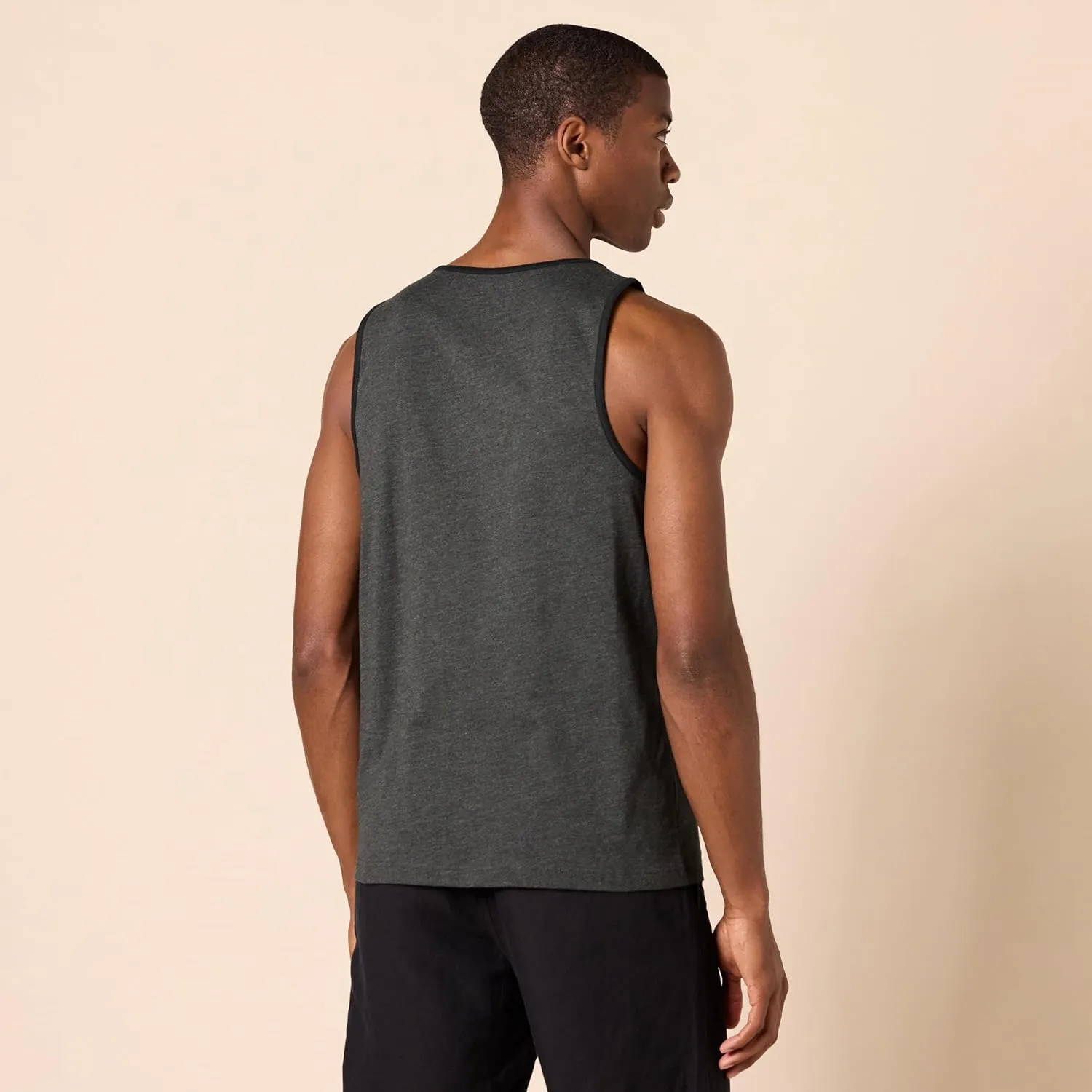 Amazon Essentials Men's Tank Top, Regular-Fit Undershirt