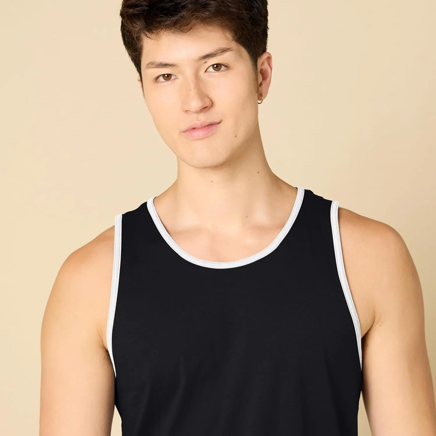 Amazon Essentials Men's Tank Top, Regular-Fit Undershirt