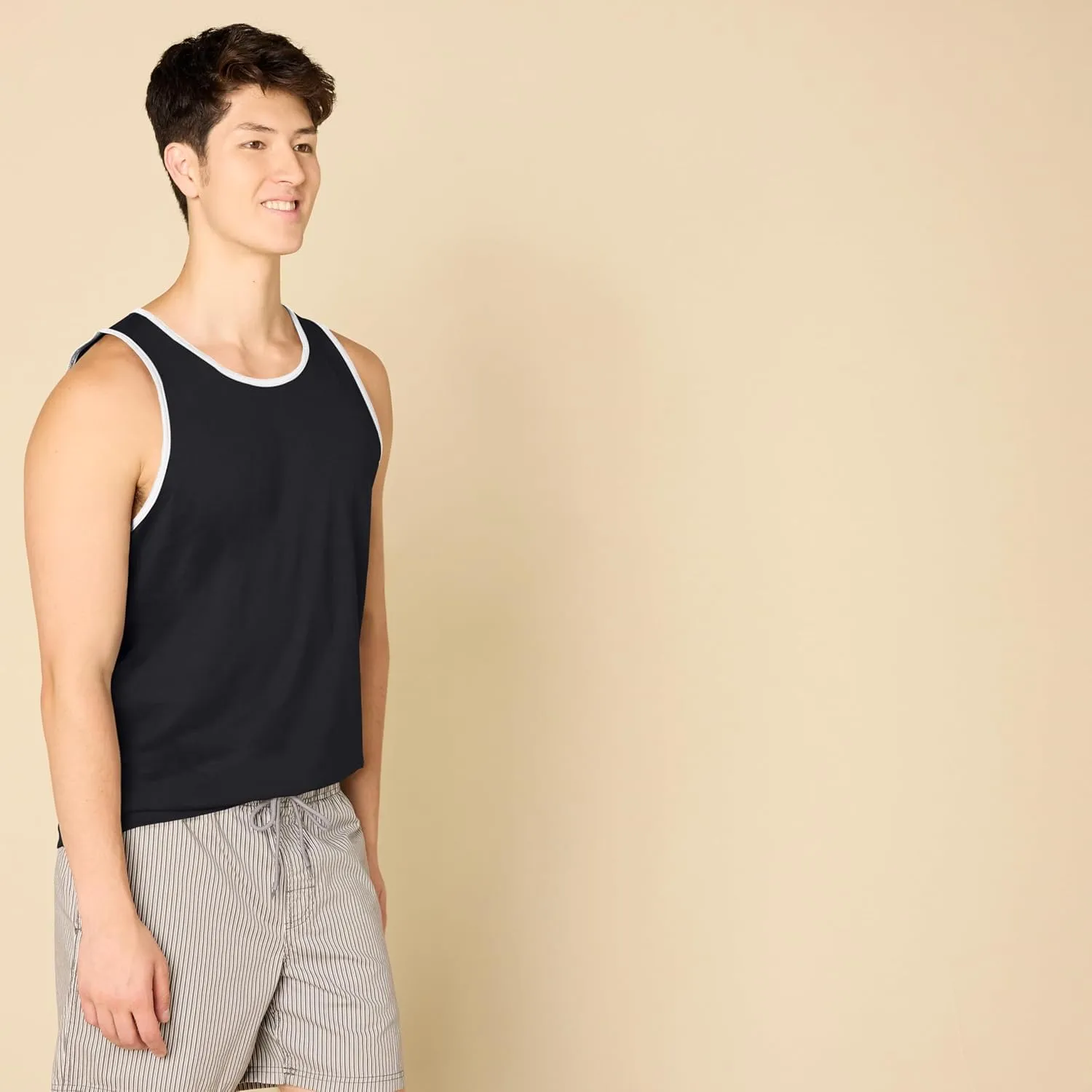 Amazon Essentials Men's Tank Top, Regular-Fit Undershirt