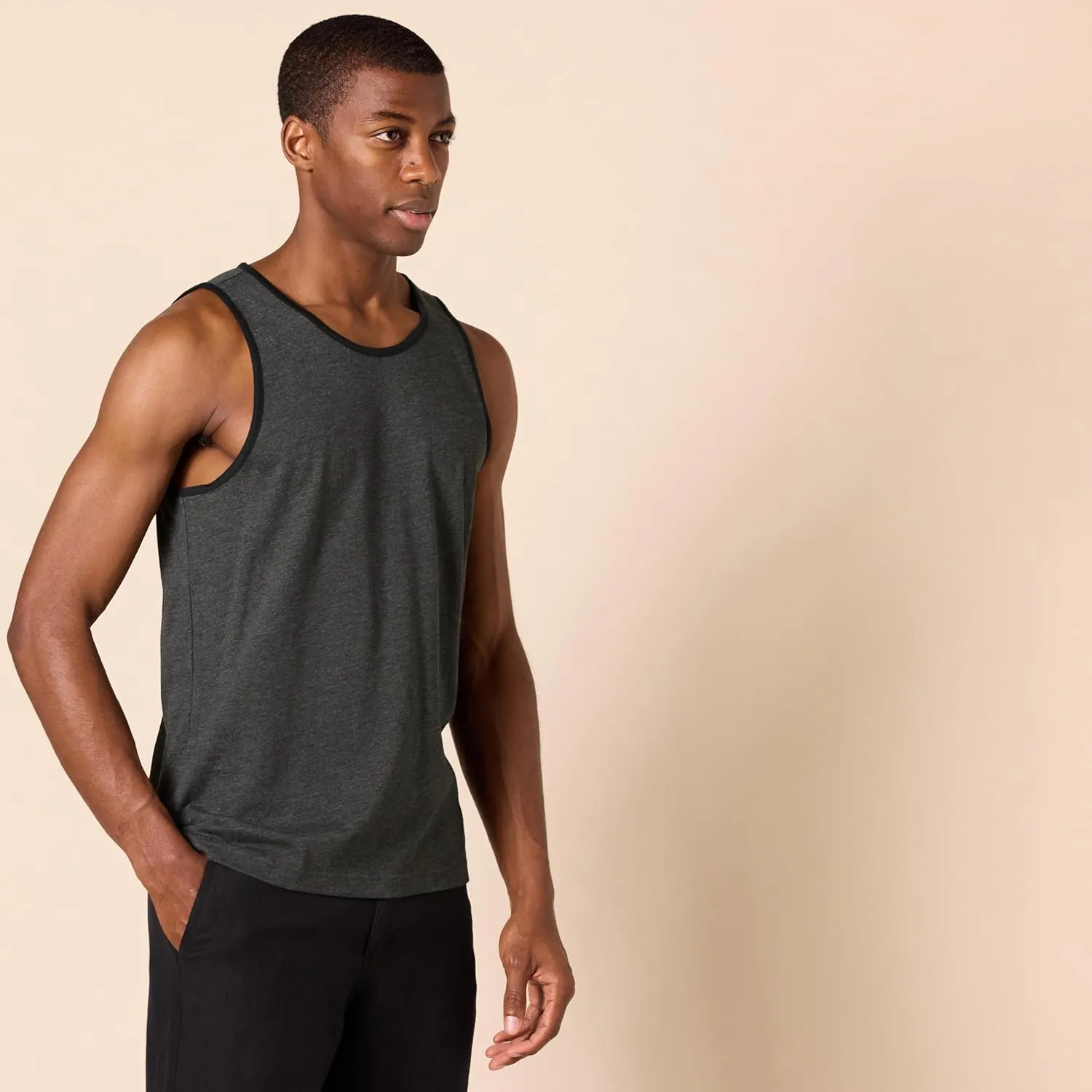Amazon Essentials Men's Tank Top, Regular-Fit Undershirt