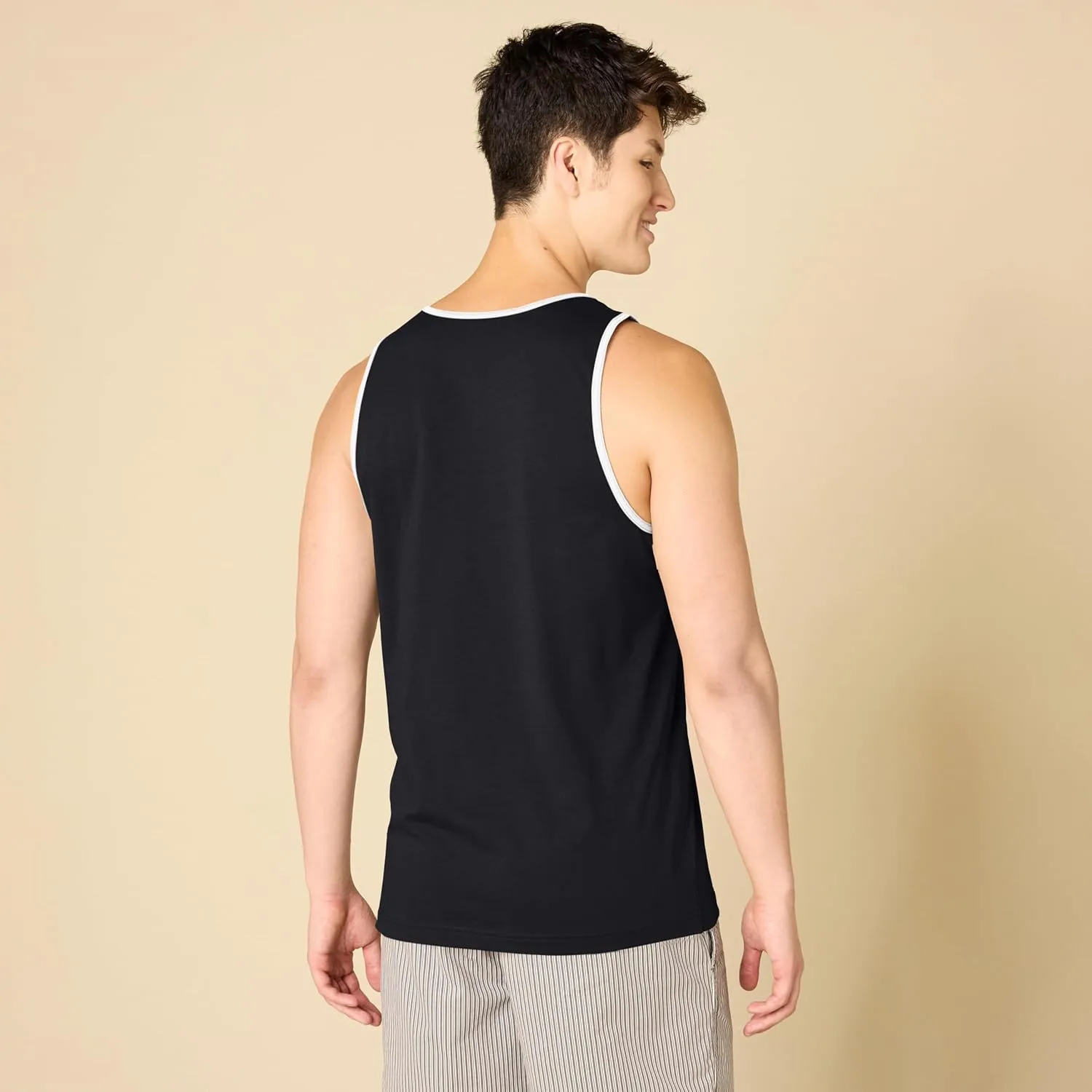 Amazon Essentials Men's Tank Top, Regular-Fit Undershirt