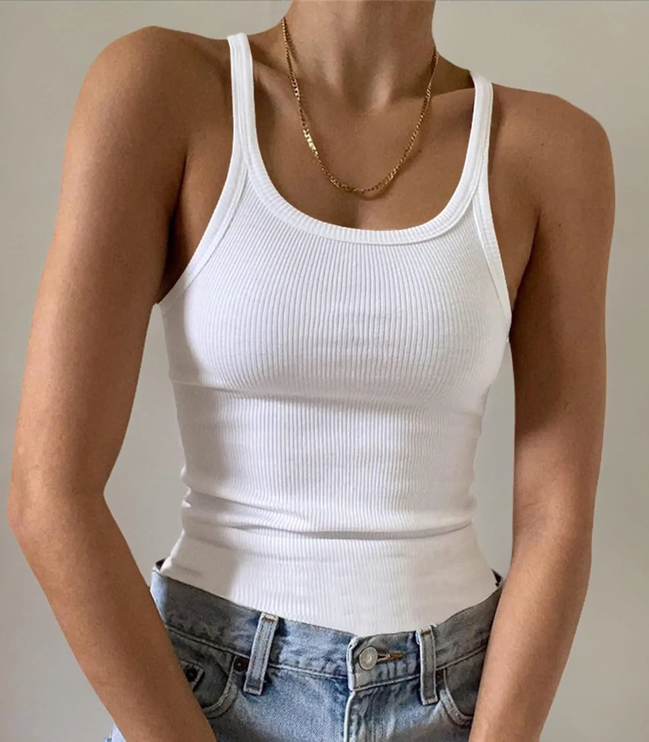 Artfish Women's Sleeveless Tank Top Form Fitting Scoop Neck Ribbed Knit Basic Cami Shirts