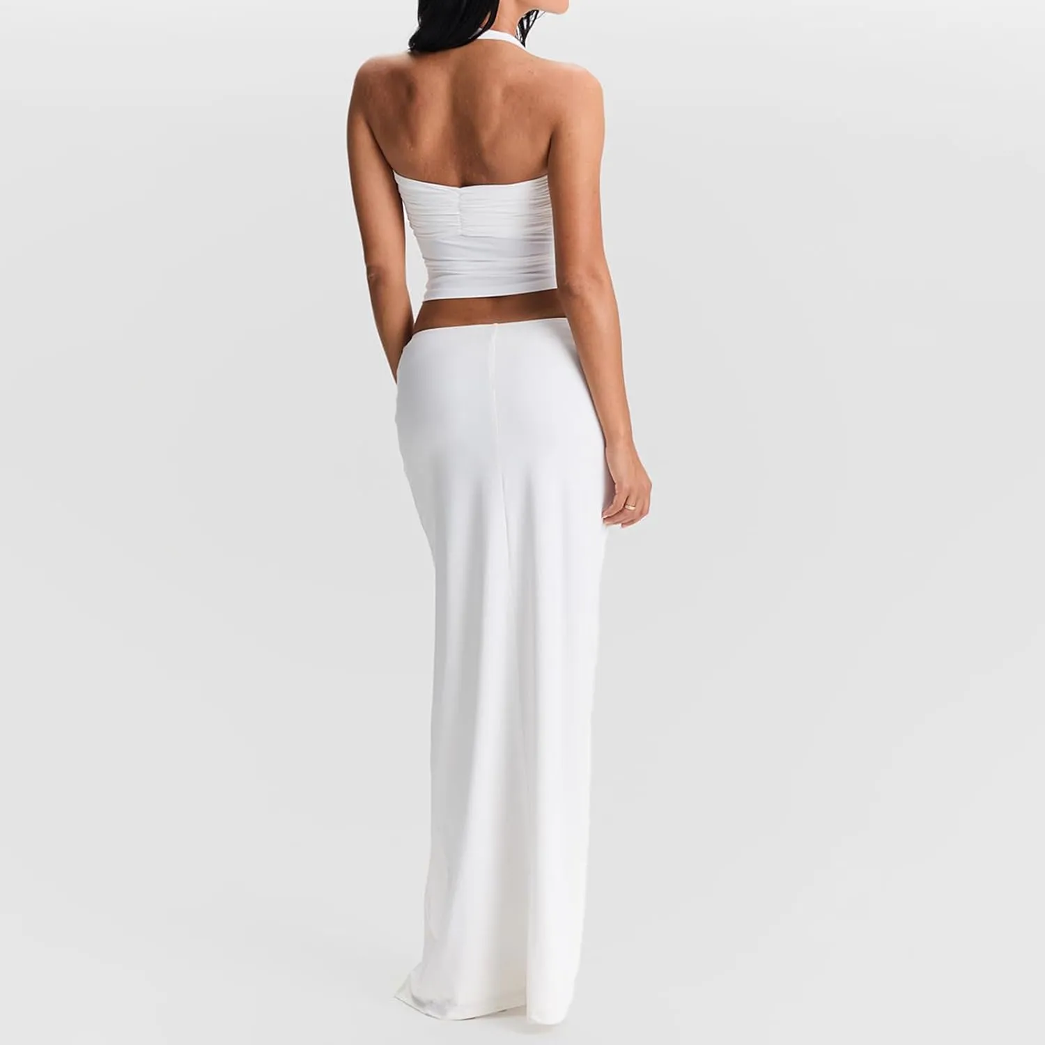 FOMOYUU Women's Y2K Sexy Halter Tops Knot Front Sleeveless Crop Tank Top Slim Fitted Backless Tanks Summer Going Out Vest